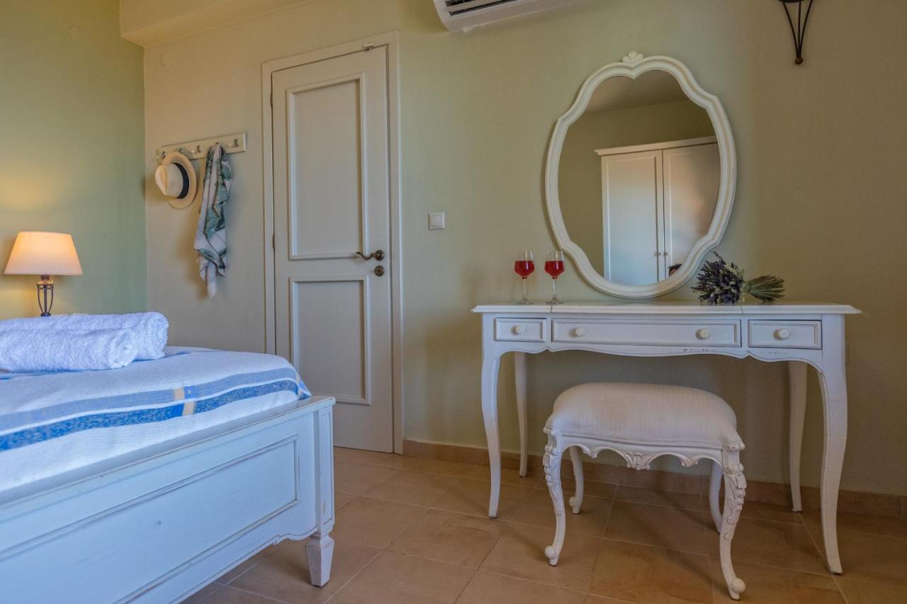 Lourdas Beach View Villa Vlachata ภายนอก รูปภาพ